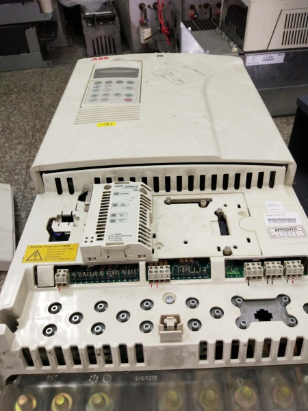 ABB變頻器ACS800-01-0120-3+P901